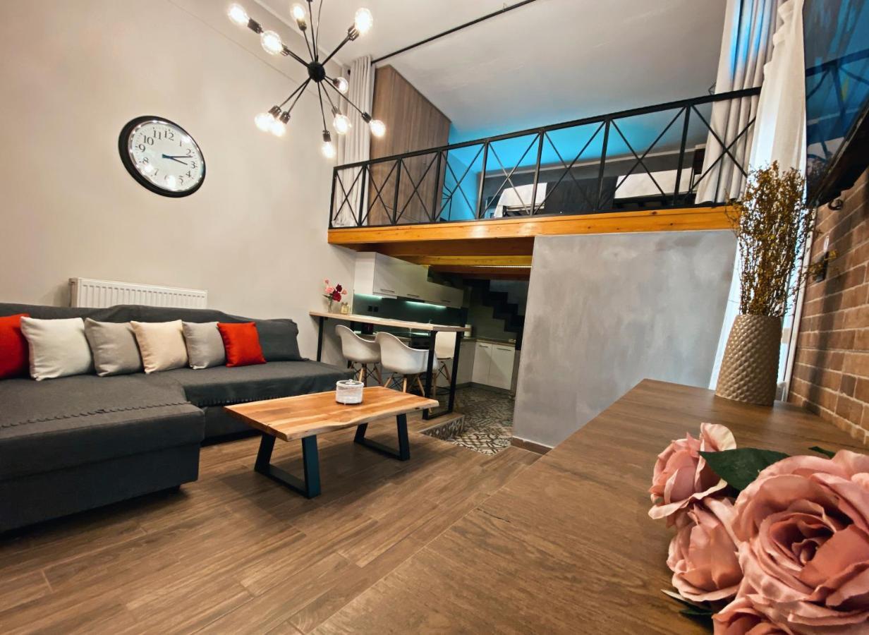 Panos Signature Loft เนอาเปรามอส ภายนอก รูปภาพ